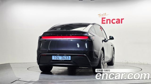 Tesla Model Y RWD — пробег 12 875 км — фото 4 из 5