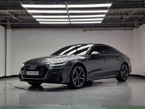 Audi A7 45 TDI Quattro Premium — пробег 72 000 км — фото 1 из 5