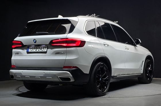 BMW X5 xDrive 45e xLine — пробег 147 030 км — фото 2 из 5