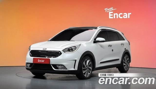 Kia Niro Noblesse — пробег 144 145 км — фото 1 из 5