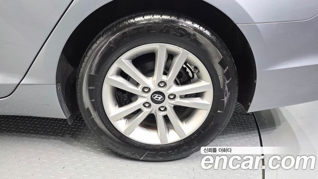 Hyundai Sonata LPI Premium — пробег 127 617 км — фото 5 из 5