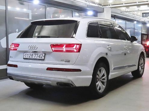 Audi Q7 45 TFSI Quattro — пробег 113 688 км — фото 4 из 5