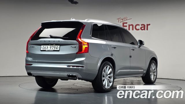 Volvo XC90 T6 Inscription — пробег 144 409 км — фото 2 из 5