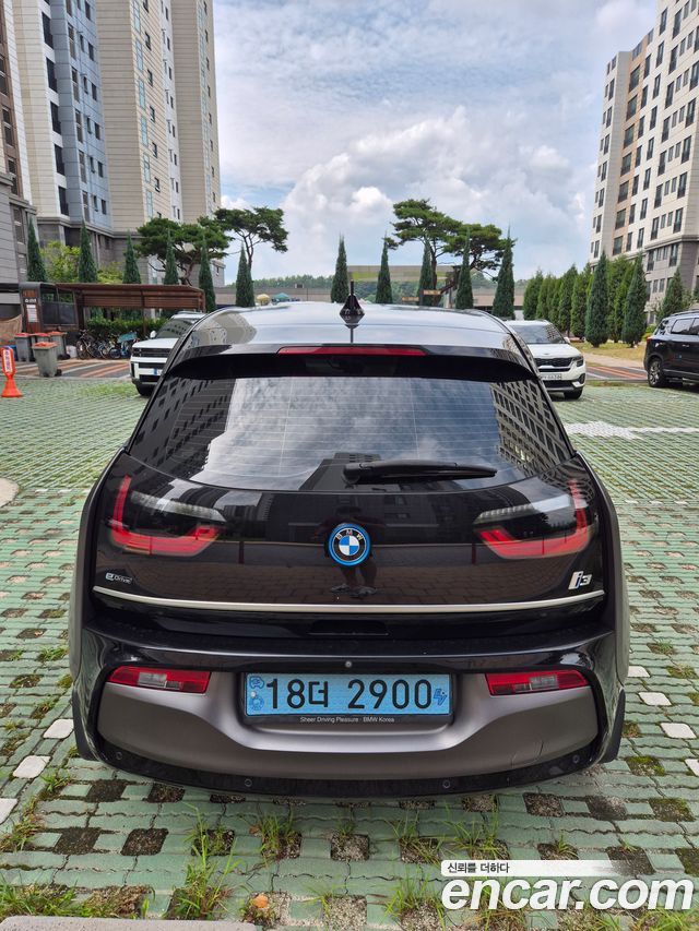 BMW i3 SOL+ — пробег 68 300 км — фото 4 из 5