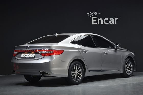 Hyundai Grandeur HG240 Luxury — пробег 183 010 км — фото 2 из 5