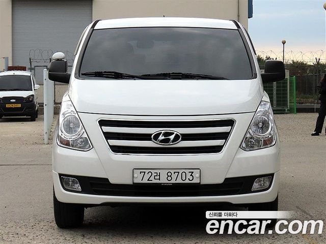 Hyundai Starex 4WD 11-Seater Wagon Smart — пробег 159 000 км — фото 3 из 5