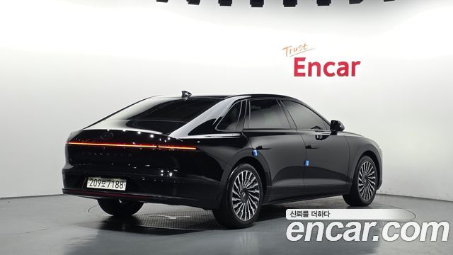 Hyundai Grandeur Honors — пробег 9 755 км — фото 2 из 5