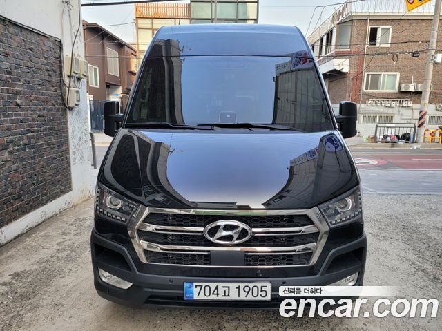 Hyundai Solati 15-seater Luxury — пробег 2 800 км — фото 1 из 5