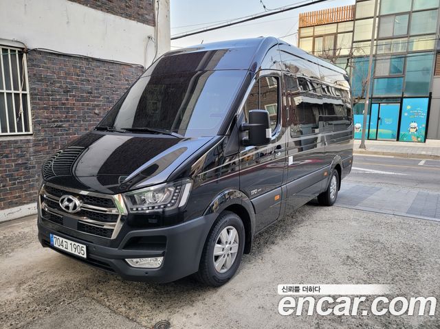 Hyundai Solati 15-seater Luxury — пробег 2 800 км — фото 2 из 5