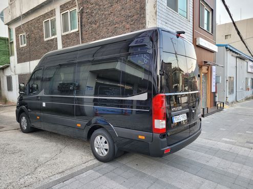 Hyundai Solati 15-seater Luxury — пробег 2 800 км — фото 5 из 5