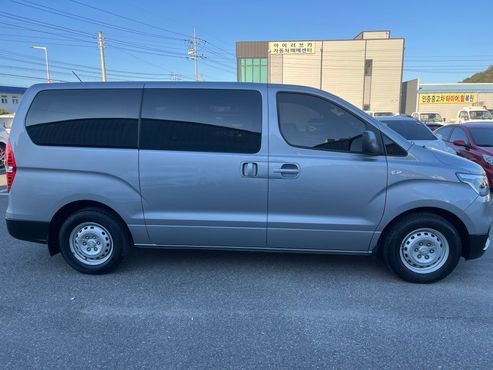Hyundai Starex Van 3-Seater Style — пробег 55 515 км — фото 5 из 5