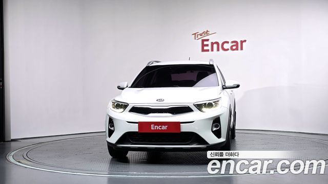 Kia Stonic 1.4 Trendy — пробег 68 187 км — фото 3 из 5