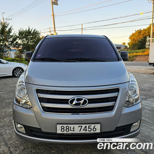 Hyundai Starex 5-Seater VAN CVX Luxury — пробег 140 200 км — фото 3 из 5