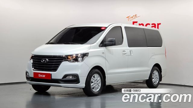 Hyundai Starex Van 3-Seater Smart — пробег 88 860 км — фото 1 из 5