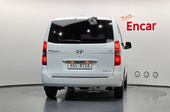 Hyundai Starex Van 3-Seater Smart — пробег 88 860 км — фото 4 из 5
