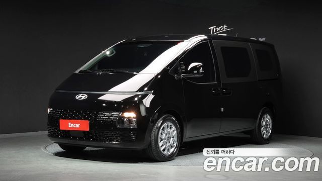 Hyundai Staria Cargo 3-Seater Modern — пробег 18 702 км — фото 1 из 5