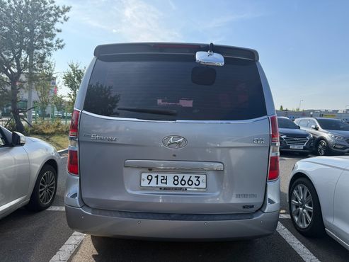 Hyundai Starex 3-Seater VAN CVX Luxury — пробег 251 175 км — фото 3 из 5