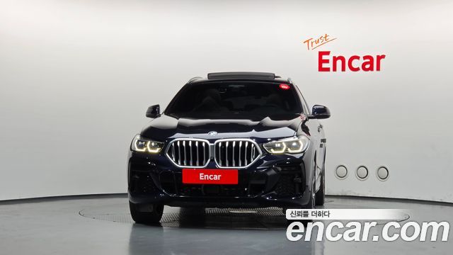 BMW X6 xDrive40i M Sport — пробег 64 519 км — фото 3 из 5