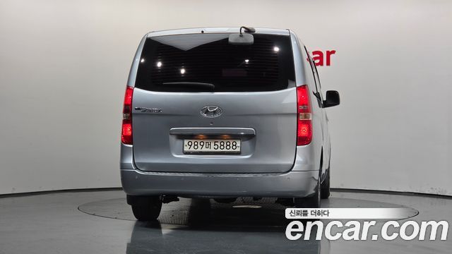 Hyundai Starex 5-Seater LPi VAN CVX Luxury — пробег 130 716 км — фото 4 из 5