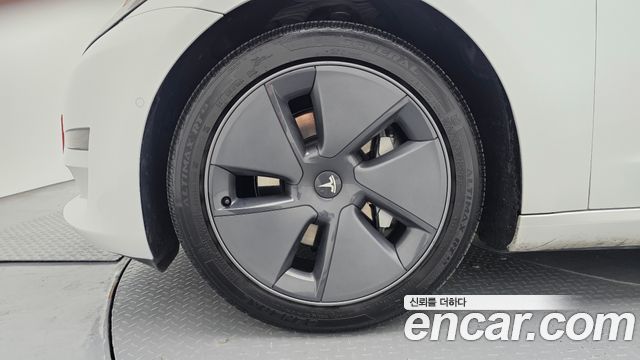 Tesla Model 3 Long Range AWD — пробег 76 054 км — фото 5 из 5