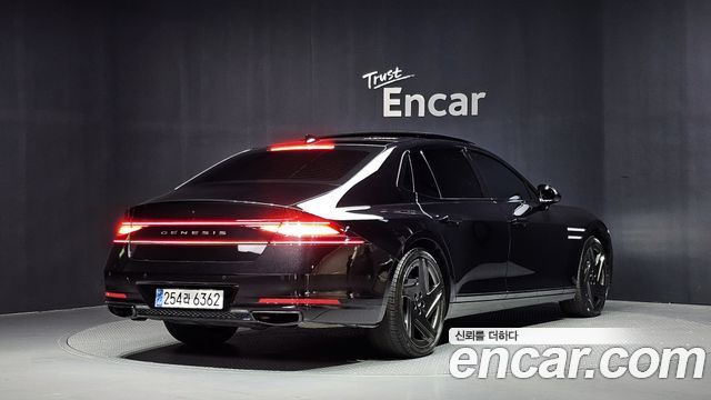 Genesis G90 Gasoline 3.5 Turbo e-S/C AWD Black — пробег 23 520 км — фото 2 из 5