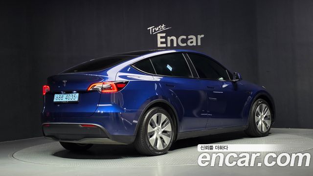 Tesla Model Y RWD — пробег 47 376 км — фото 2 из 5