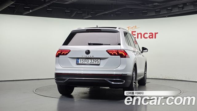 Volkswagen Tiguan 2.0 TDI Prestige — пробег 113 814 км — фото 4 из 5