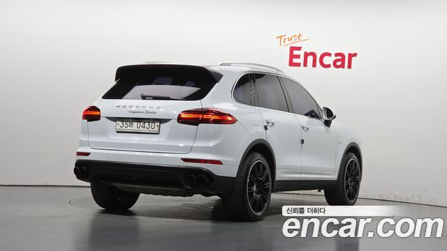 Porsche Cayenne 3.0 Diesel 958 — пробег 221 849 км — фото 2 из 5