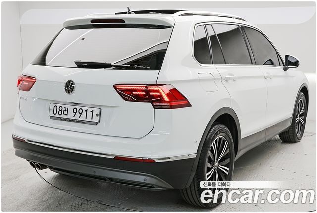 Volkswagen Tiguan 2.0 TDI Prestige — пробег 73 039 км — фото 4 из 5