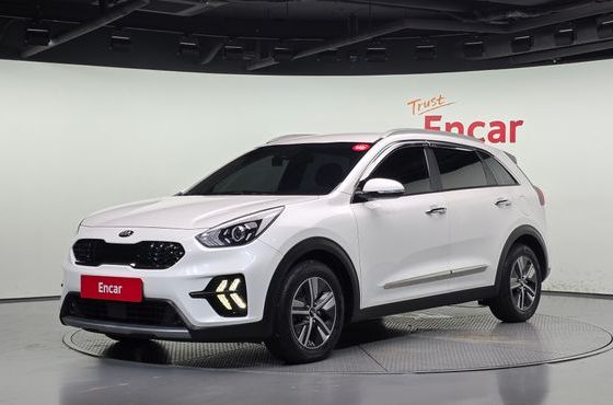 Kia Niro 1.6 HEV Prestige — пробег 93 776 км — фото 1 из 5