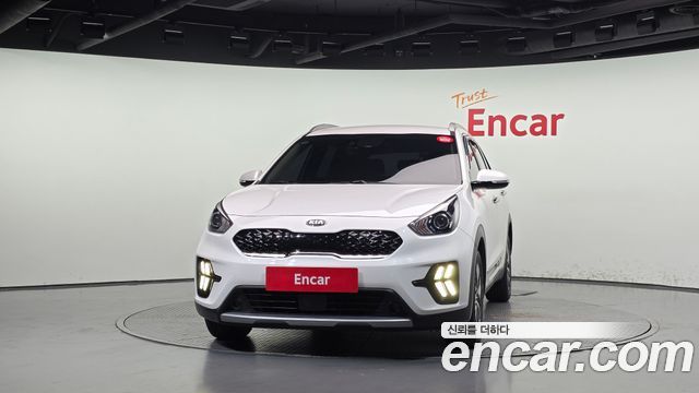 Kia Niro 1.6 HEV Prestige — пробег 93 776 км — фото 3 из 5