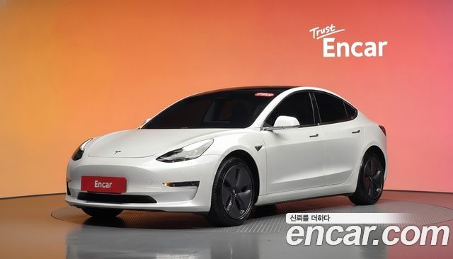 Tesla Model 3 Standard Range Plue RWD — пробег 142 523 км — фото 1 из 5