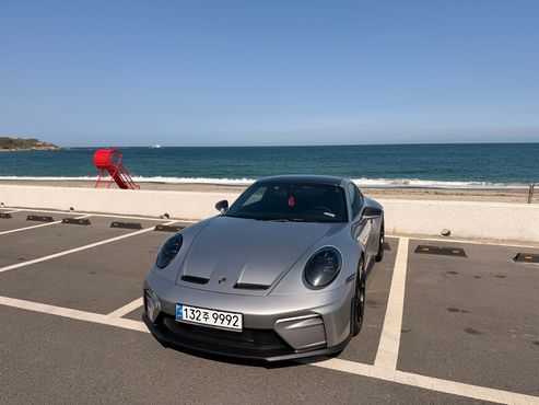 Porsche 911 GT3 Touring — пробег 7 000 км — фото 1 из 5