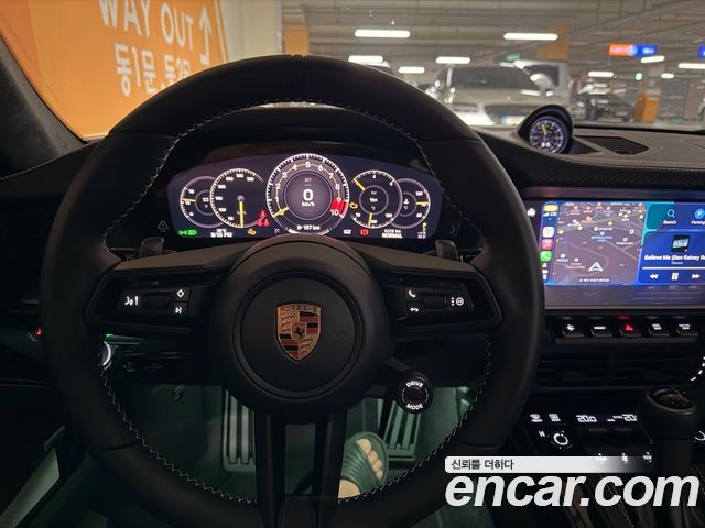 Porsche 911 GT3 Touring — пробег 7 000 км — фото 5 из 5
