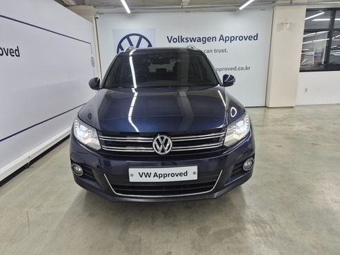 Volkswagen Tiguan 2.0 TDI Premium 5N — пробег 119 978 км — фото 3 из 5