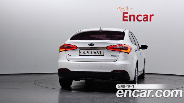 Kia K3 из Кореи Encar