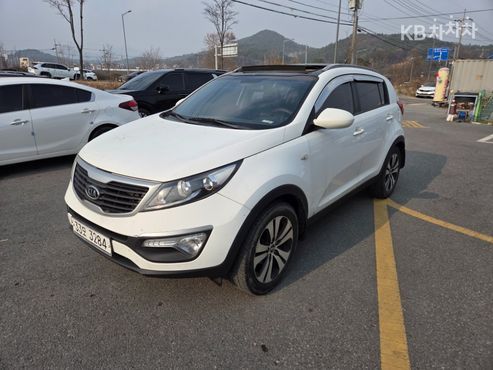 Kia Sportage Diesel 2WD TLX Deluxe — пробег 251 044 км — фото 2 из 5
