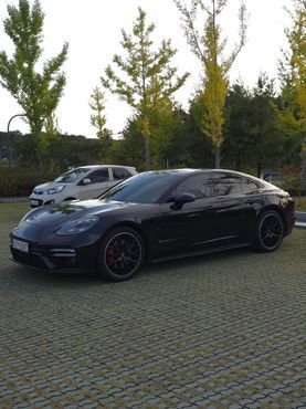 Porsche Panamera 4.0 GTS — пробег 81 000 км — фото 1 из 5