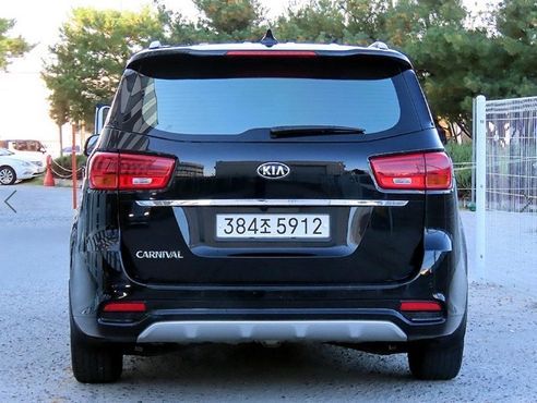 Kia Carnival 9-Seater Luxury — пробег 117 036 км — фото 4 из 5