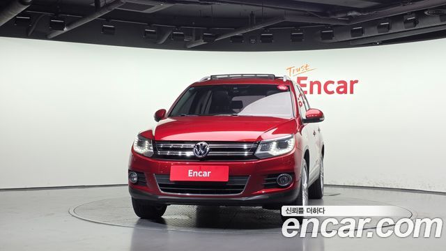 Volkswagen Tiguan 2.0 TDI  Premium 5N — пробег 158 796 км — фото 3 из 5