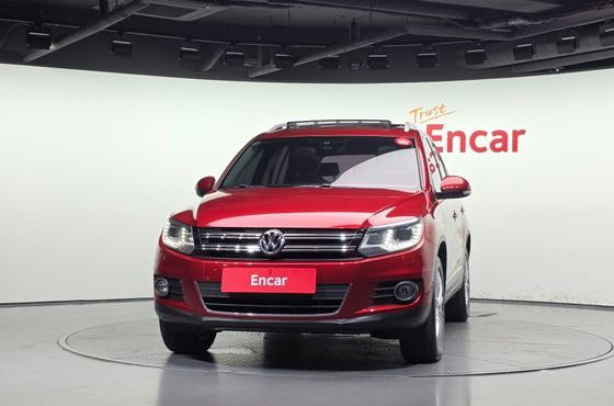 Volkswagen Tiguan 2.0 TDI Premium 5N — пробег 158 796 км — фото 3 из 5