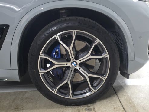 BMW X5 xDrive 30d M Sport — пробег 4 064 км — фото 5 из 5
