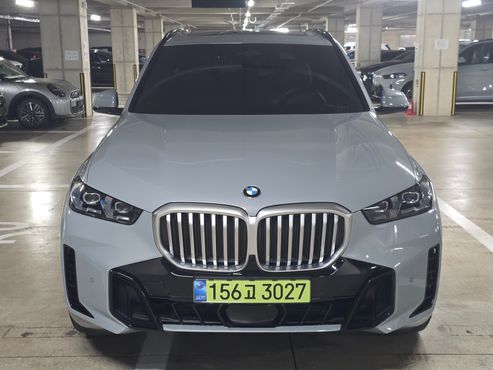 BMW X5 xDrive 40i M Sport — пробег 4 084 км — фото 3 из 5