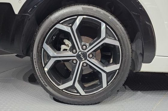 Kia Niro Signature — пробег 31 704 км — фото 5 из 5
