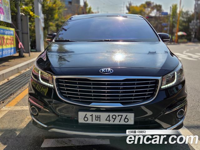 Kia Carnival 9-seater Prestige — пробег 174 000 км — фото 1 из 5