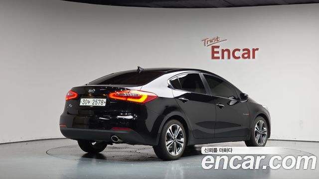 Kia K3 из Кореи Encar