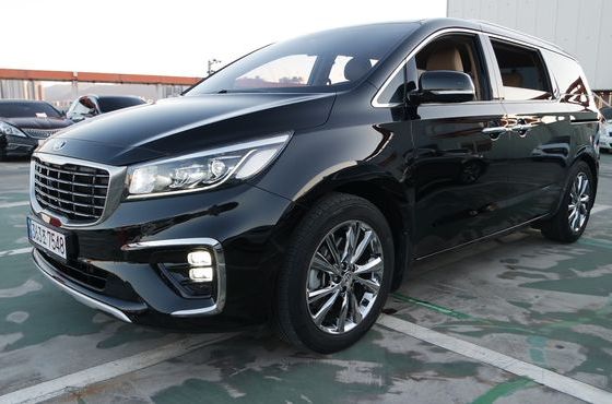 Kia Carnival 7-Seater Limousine President — пробег 86 000 км — фото 1 из 5