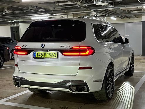 BMW X7 xDrive 40i M Sport 6STR — пробег 11 070 км — фото 2 из 5