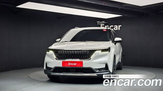 Kia Carnival Gasoline 7-Seater Signature — пробег 68 581 км — фото 3 из 5