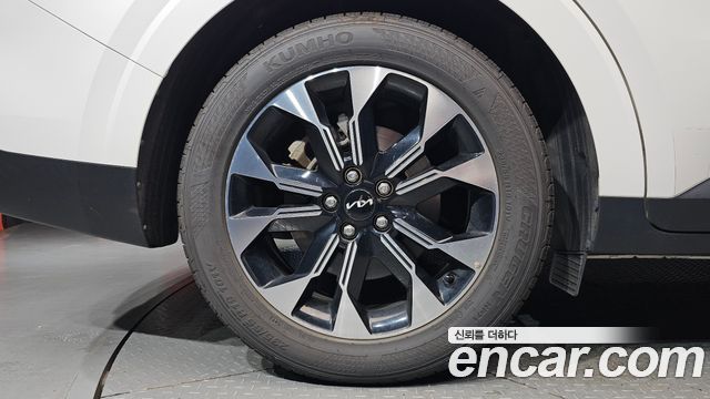 Kia Carnival Gasoline 7-Seater Signature — пробег 68 581 км — фото 5 из 5